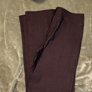 Blue jeans and casual pants.